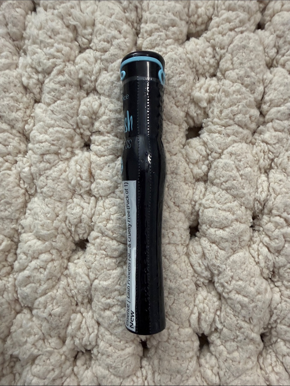 Essence Lash Princess Waterproof Mascara - New Brand new - Picture 4 of 4
